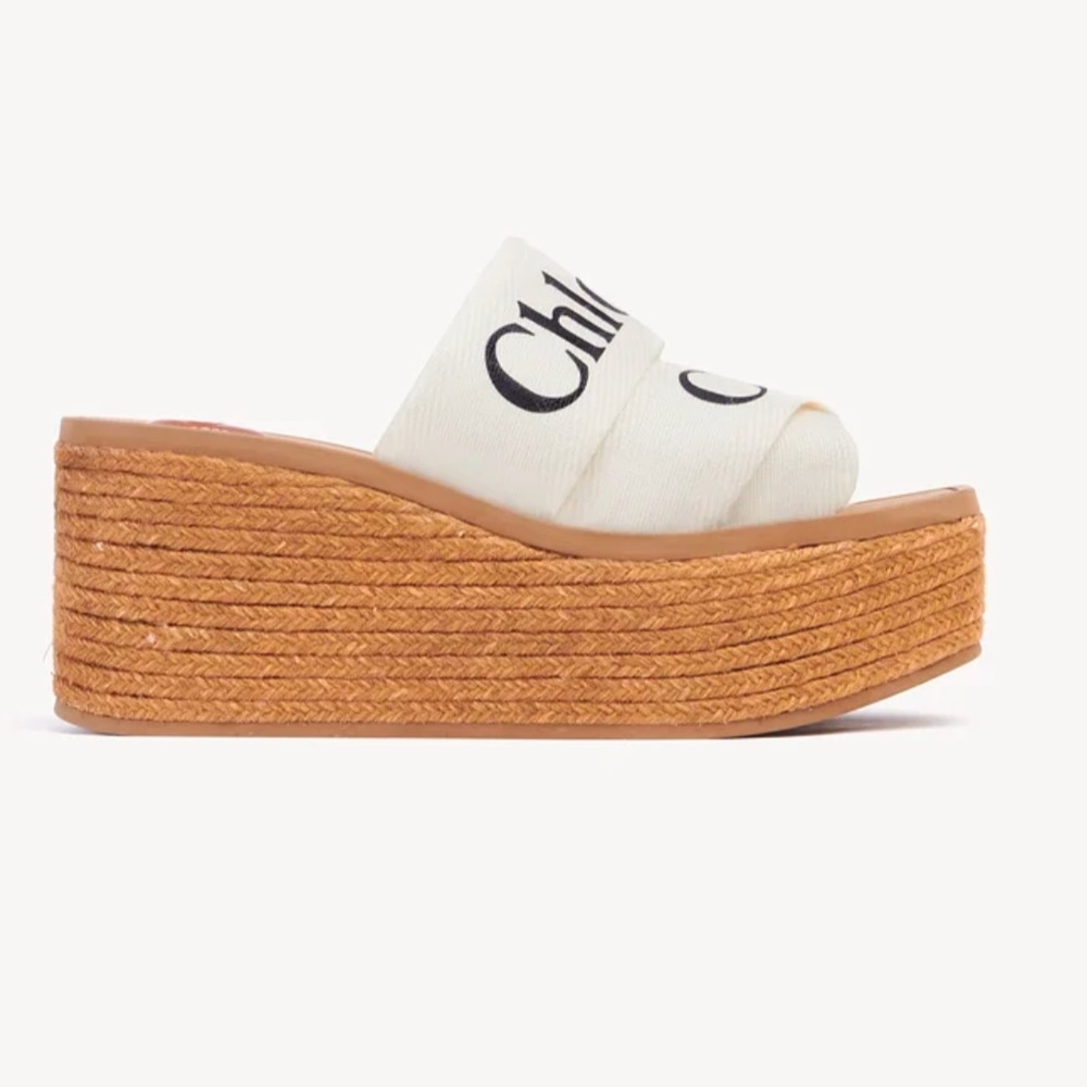 Chloe wedges new